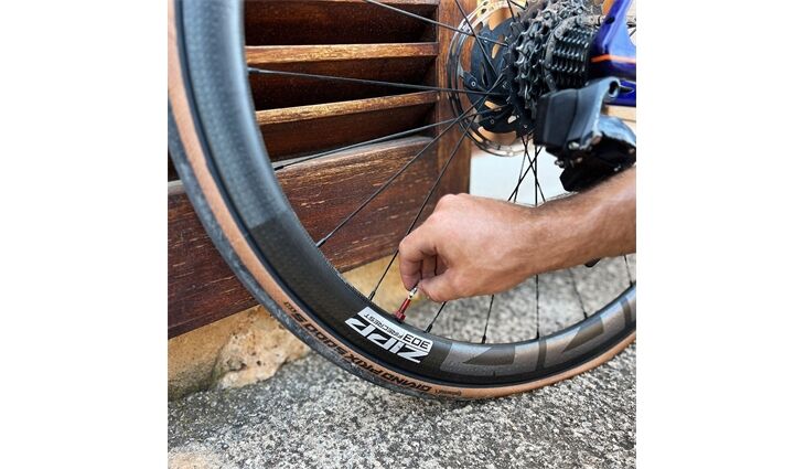 TUNAP Sports Reifendichtmilch 250 ml