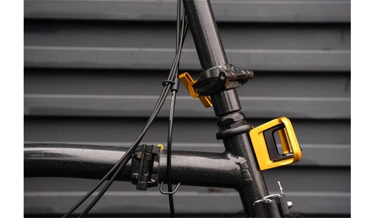 Brompton ColourLab Trägerblock vorn für Taschen